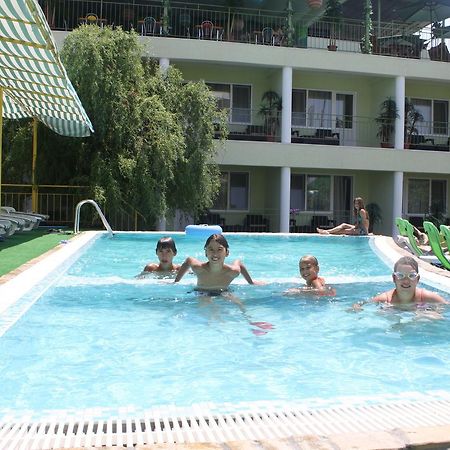 Green Hotel-Club Satoka Exterior foto